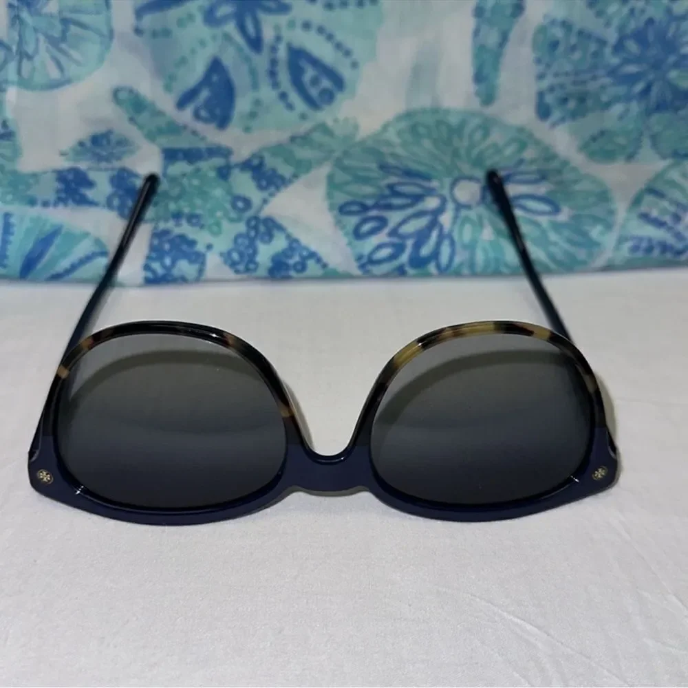 Tory Burch TY 7131 Navy Blue Tortoise Gold Tone Hardware 100 UV Prot Sunglasses